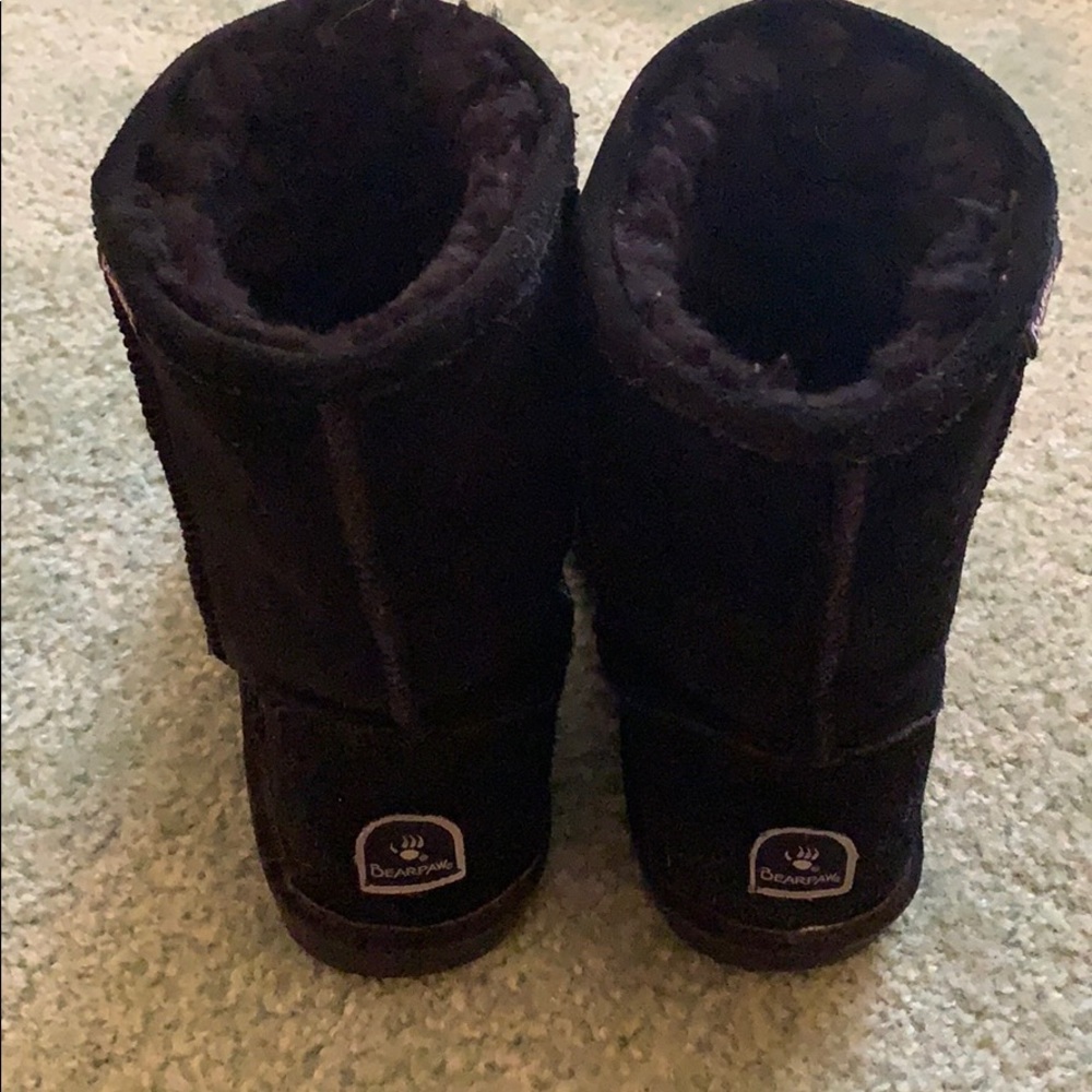 Black Bearpaw boots